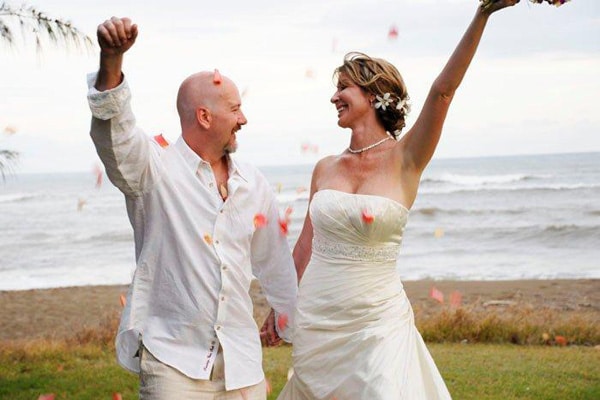 Kauai beach wedding couple